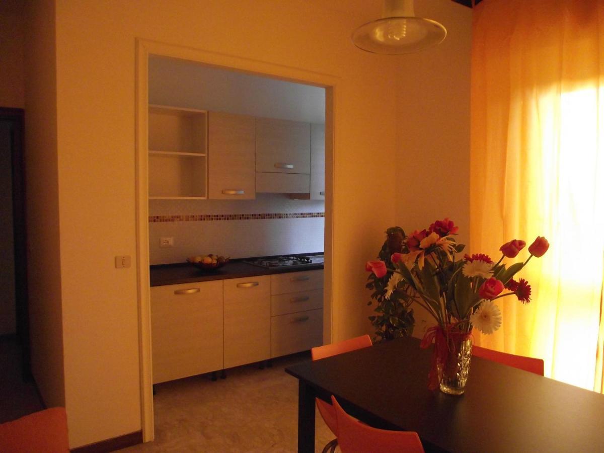 Bike And Breakfast Apartments Pietra Ligure Ngoại thất bức ảnh